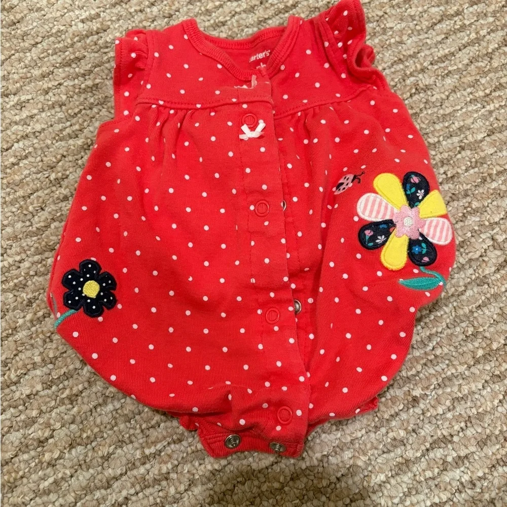 Carter’s Newborn Baby Girl Clothing Set of 4 Rompers and One Sleeveless Onesie - Picture 7 of 13